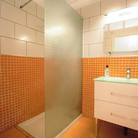 With Mountain & Sea Views Pool & Wifi